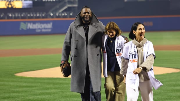 David Ortiz tiene problemas con lanzamientos altos e interiores